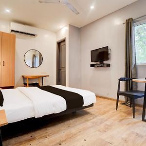 Super Hotel O Britania Chowk
